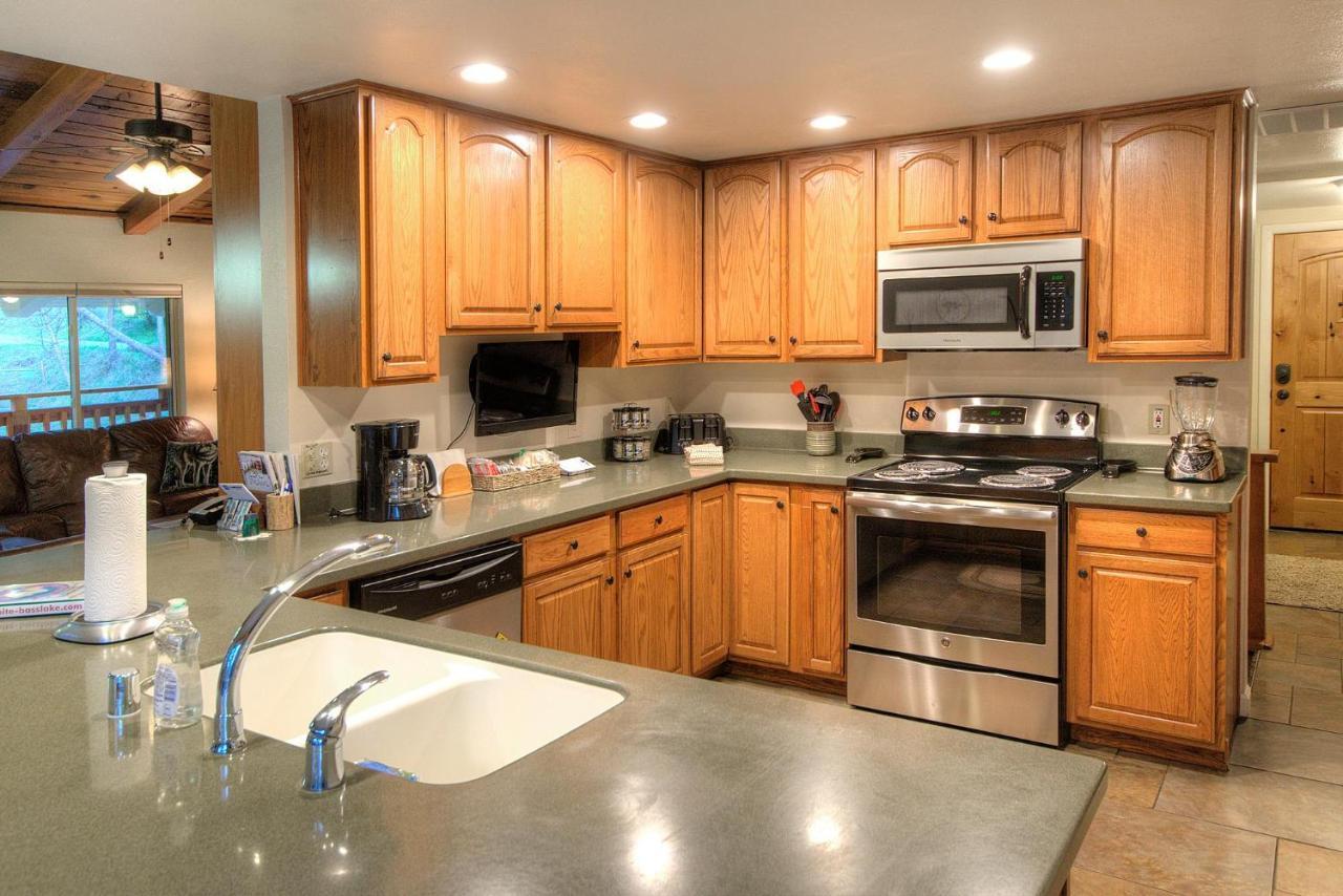 Sierra Springs Βίλα Oakhurst Εξωτερικό φωτογραφία