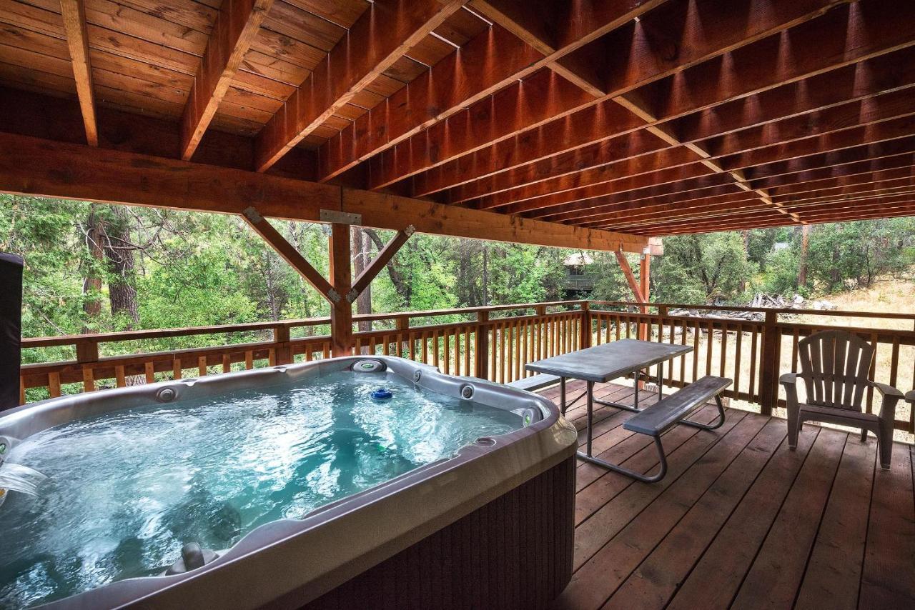 Sierra Springs Βίλα Oakhurst Εξωτερικό φωτογραφία