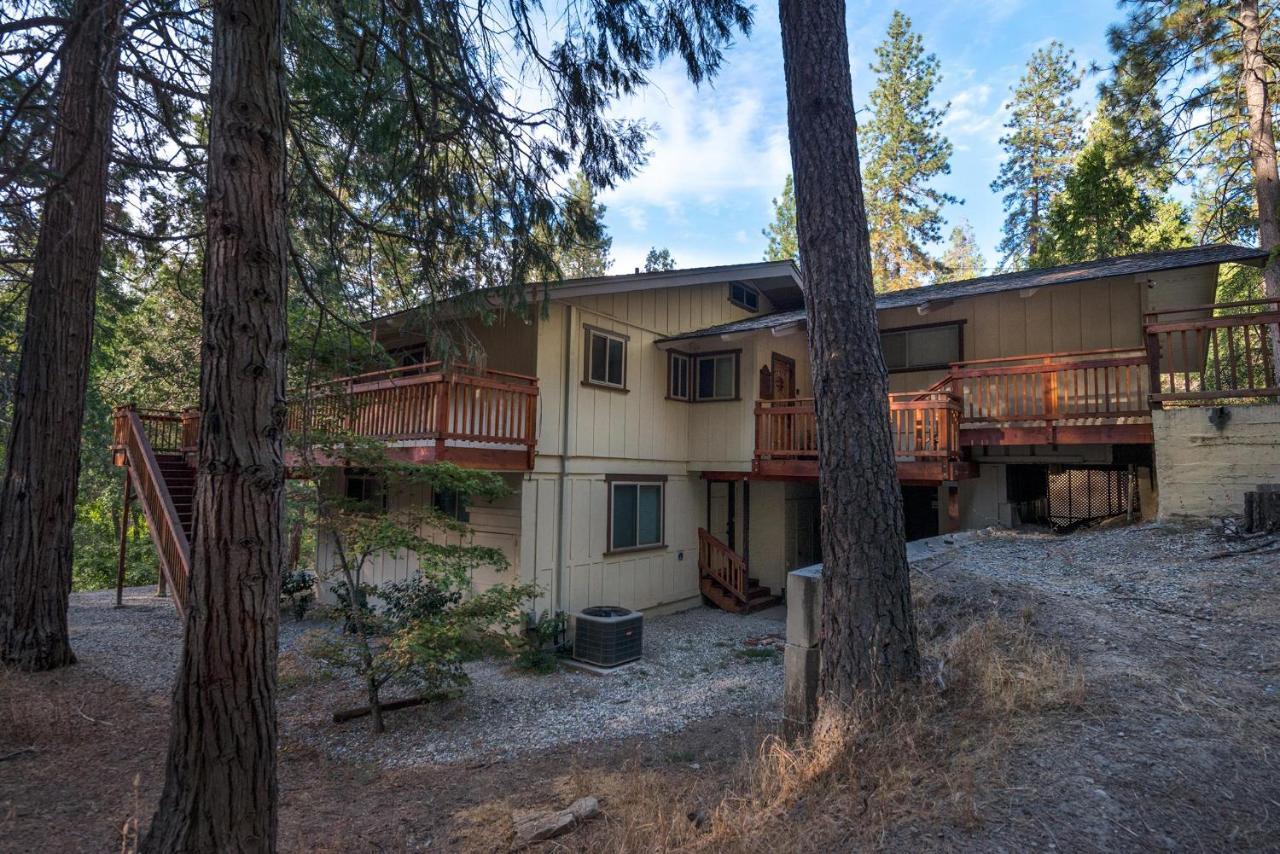 Sierra Springs Βίλα Oakhurst Εξωτερικό φωτογραφία